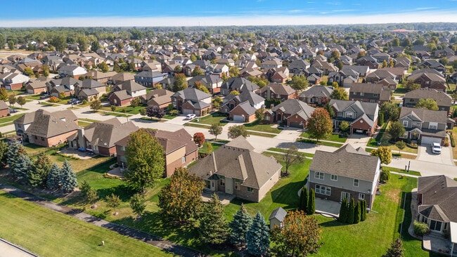 Building Photo - 50247 Cheltenham Dr