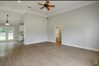 Building Photo - 3515 Whitworth Dr