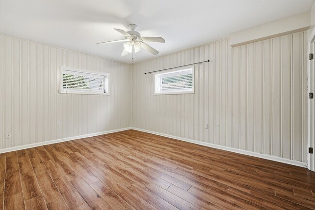 Building Photo - Renovated Home in the Heart of Brookhaven