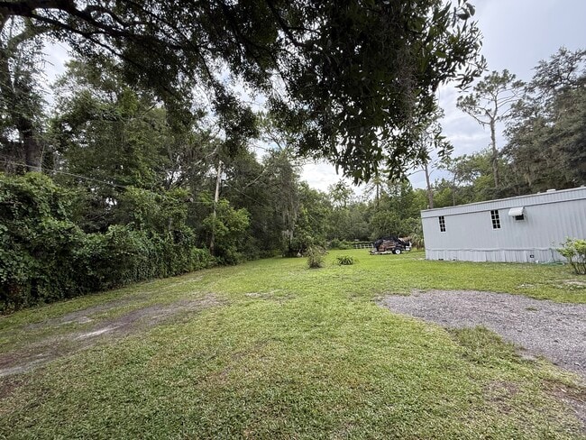 Building Photo - 16425 Sunflower Trail