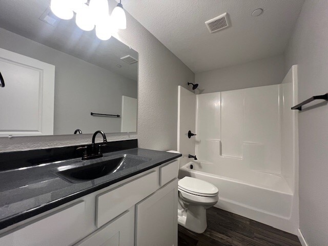 Building Photo - 1251 Chet St