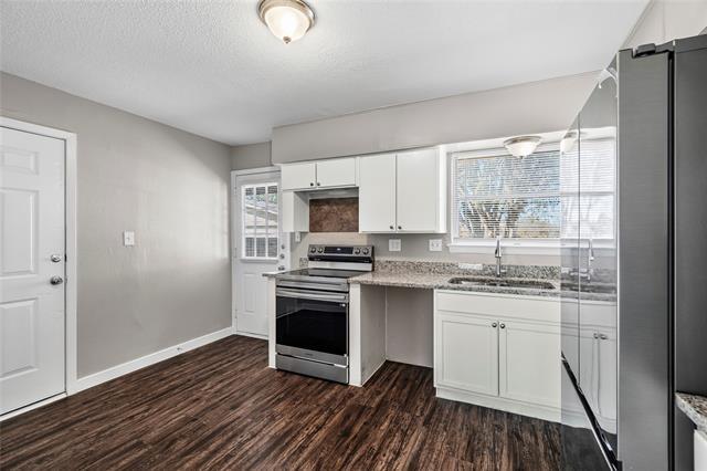 Building Photo - 4021 Happy Canyon Dr