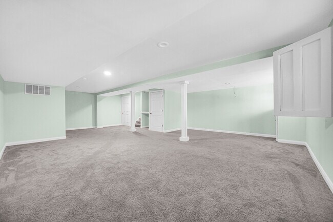 Building Photo - 1252 Townes Cir