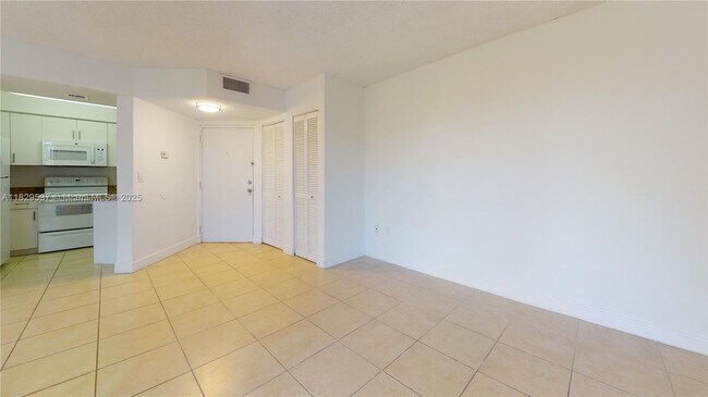 Building Photo - 8215 SW 152nd Ave