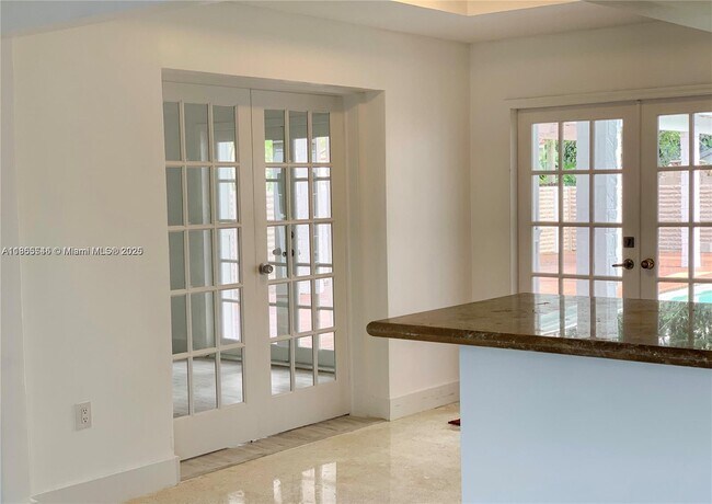 Building Photo - 1145 SW 74th Ct