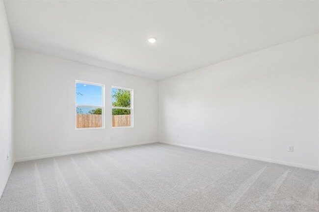Building Photo - 1305 Morris Lp