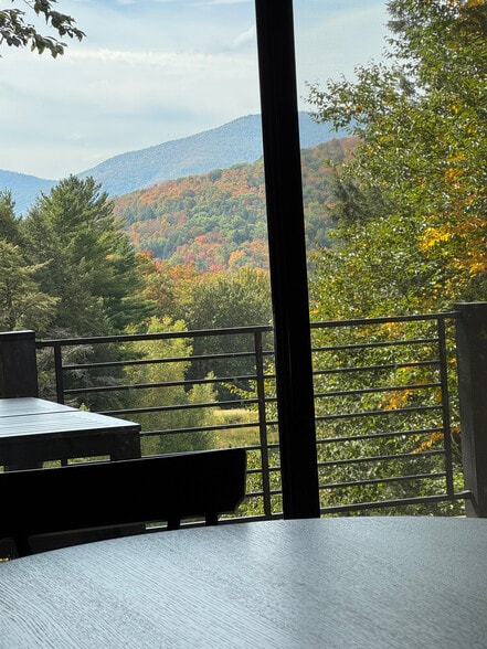 Building Photo - 1393 NY-296