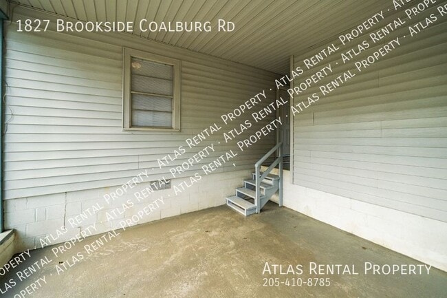 Building Photo - 1827 Brookside Coalburg Rd