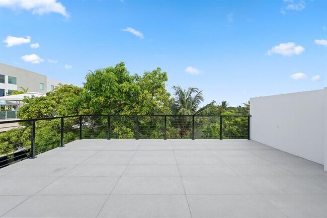Building Photo - 204 Osceola Park Ln