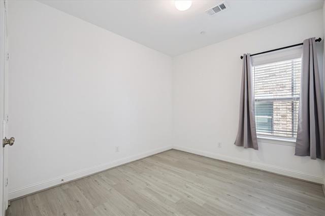 Building Photo - 4261 Shavano Dr