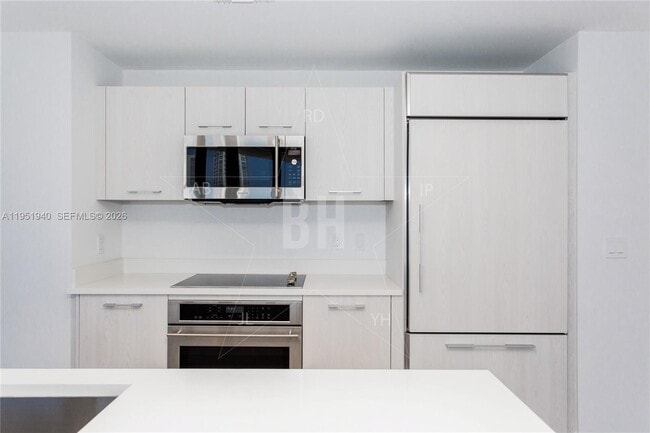 Building Photo - 45 SW 9th St