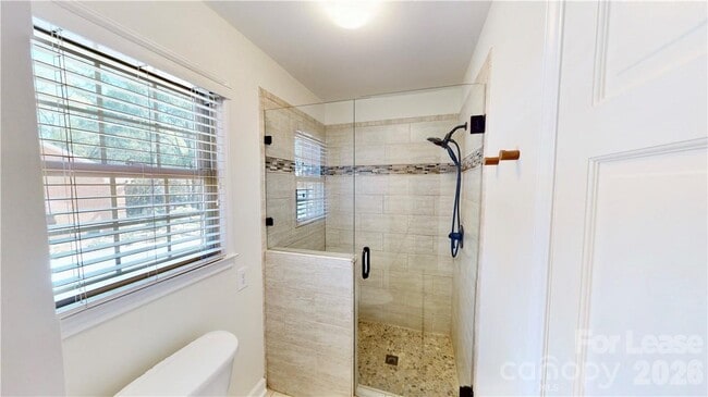 Building Photo - 6810 Rosemary Ln