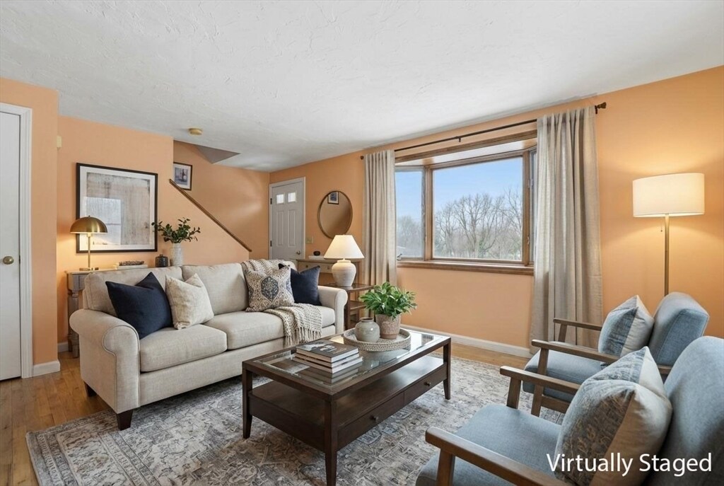 Building Photo - 20 Bolton St