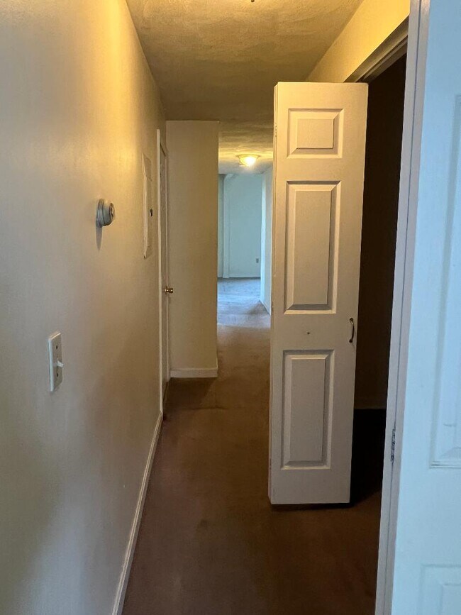 571 Westford St 571 Westford St Lowell MA 01851 Apartment Finder