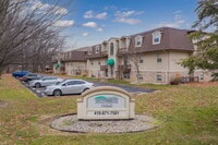 Building Photo - 2104 Stirrup Ln