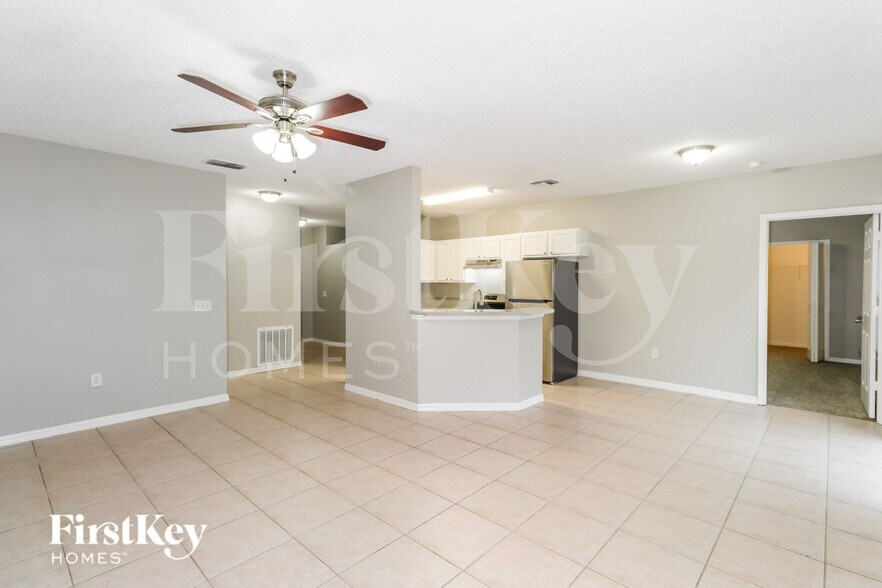 Building Photo - 1164 Schumann Dr