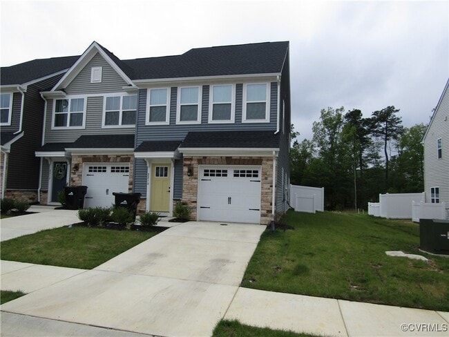 Primary Photo - 2210 Palm Ct