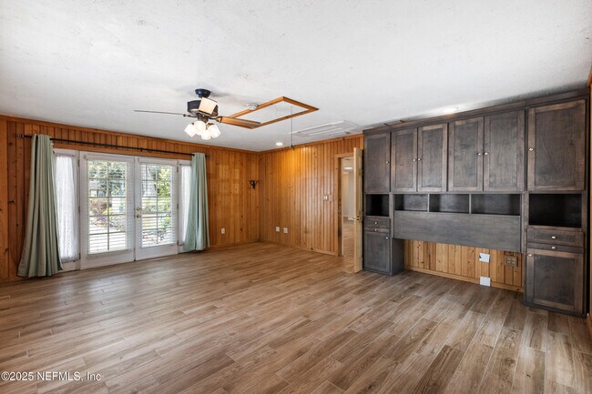 Building Photo - 49 Nelsons Point