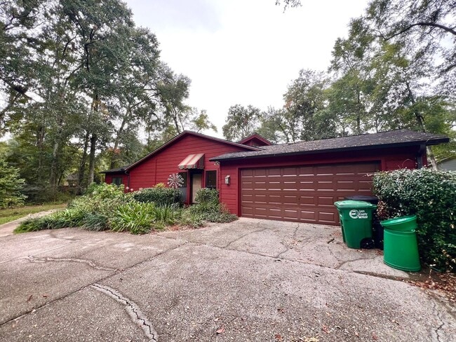 Building Photo - Fabulous house in Avondale on the East side of Tallahassee