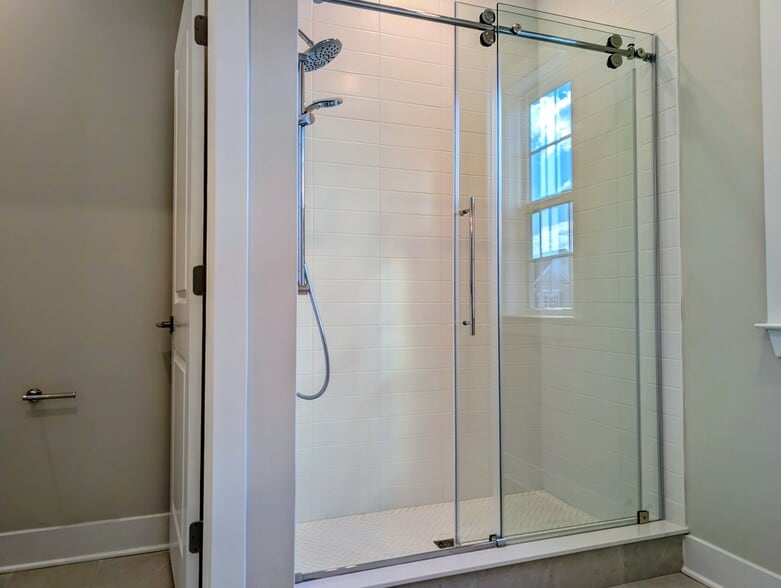 Building Photo - 3703 Jordan Dr