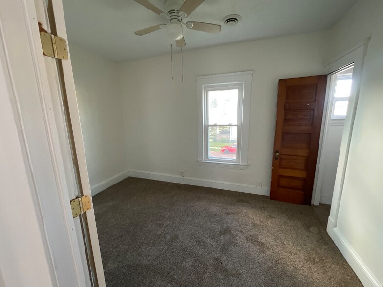 Building Photo - 3605 W 47th St