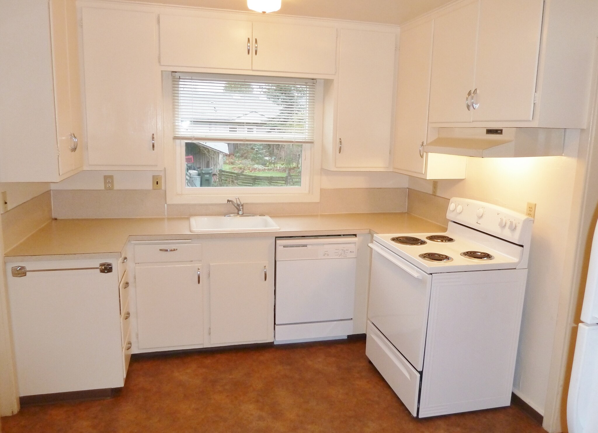 Building Photo - 1263 Tyler St