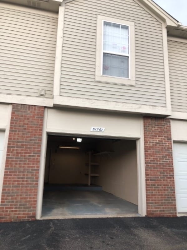 Building Photo - 51761 Adler Park Dr W