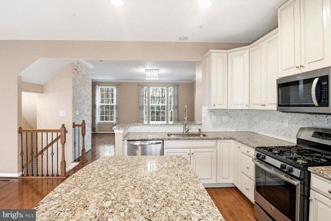 Building Photo - 7855 Port Capital Dr