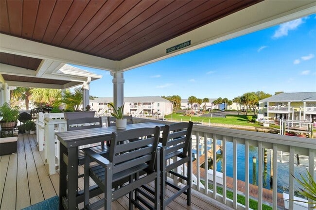 Building Photo - 5174 Beach Dr SE