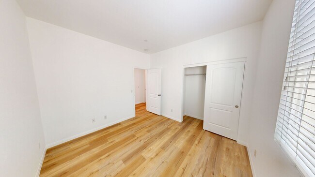 Building Photo - Available Now: Cozy 4 Bedroom 2.5 Bath Home in Rancho Cucamonga.