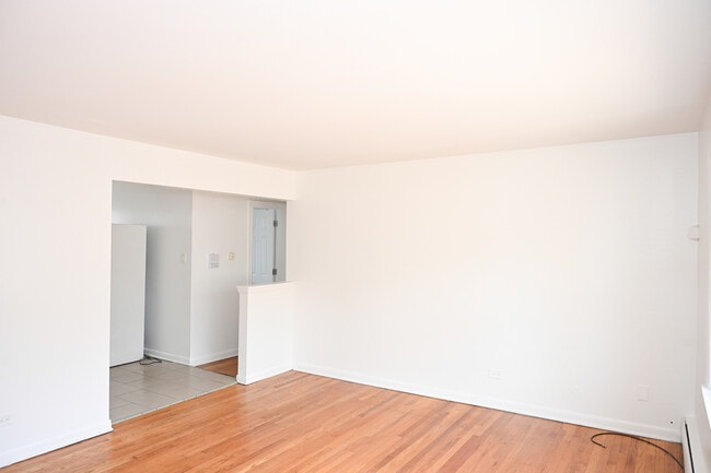Building Photo - 6707 S Chappel Ave
