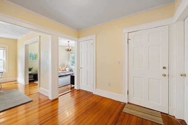 Building Photo - 29 Worcester St