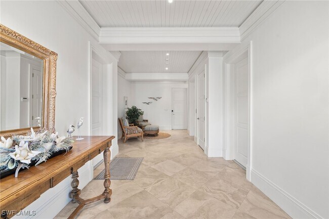 Building Photo - 40 32nd Ave S