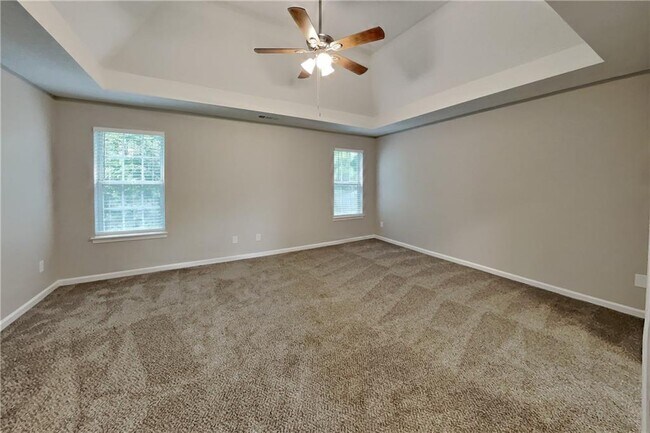 Building Photo - 1209 Lainster Dr SE