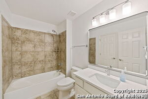 Building Photo - 7447 Hovingham