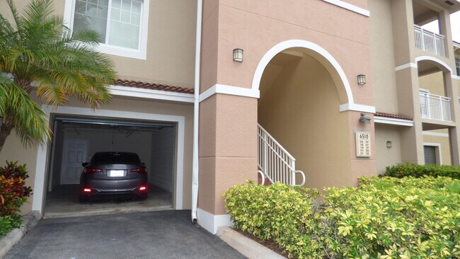 Building Photo - 6510 Emerald Dunes Dr