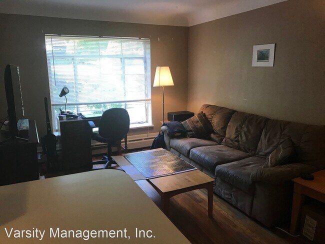 Building Photo - 1 br, 1 bath Apartment - 801 W. Madison 80...