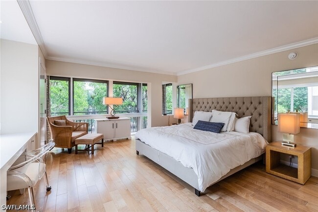 Building Photo - 2203 Gulf Shore Blvd N