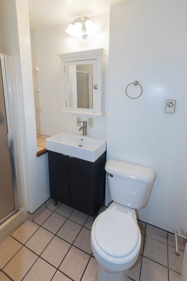 Building Photo - 174 Drew Rd