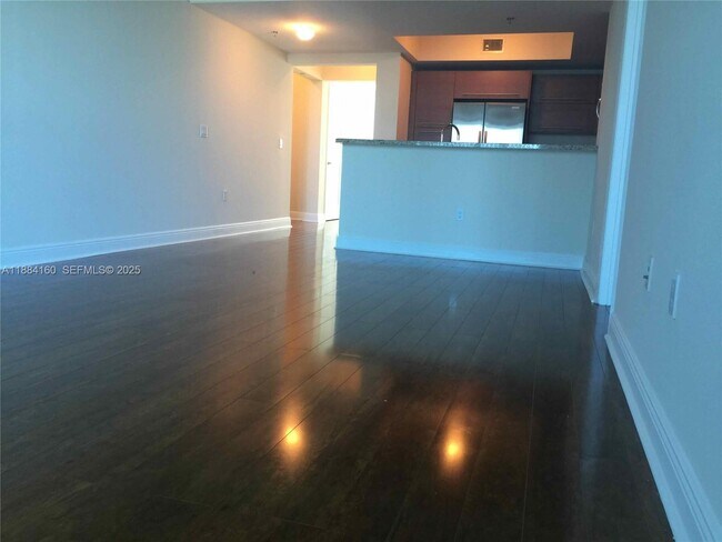 Building Photo - 2641 N Flamingo Rd