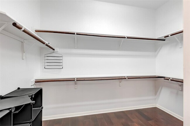 Building Photo - 116 Azimuth Dr