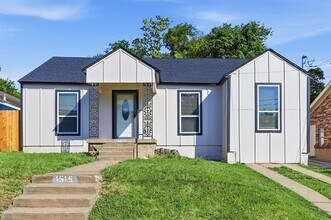 Building Photo - 1515 E Waco Ave