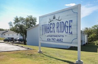 Building Photo - 438 Cedarview Ct