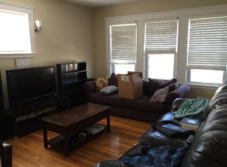 Building Photo - 8 Arlington St