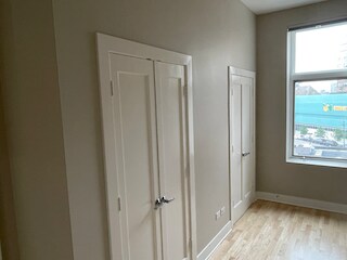 Main bedroom has 2 large closets. - 725 N Aberdeen St