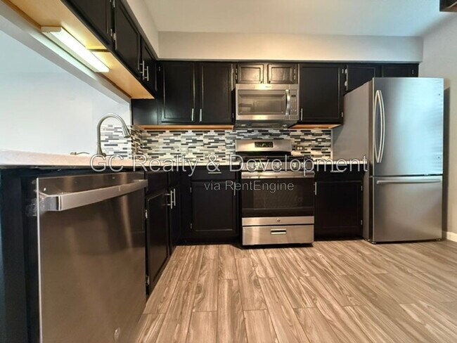 Building Photo - 1695 Pebble Beach Cir