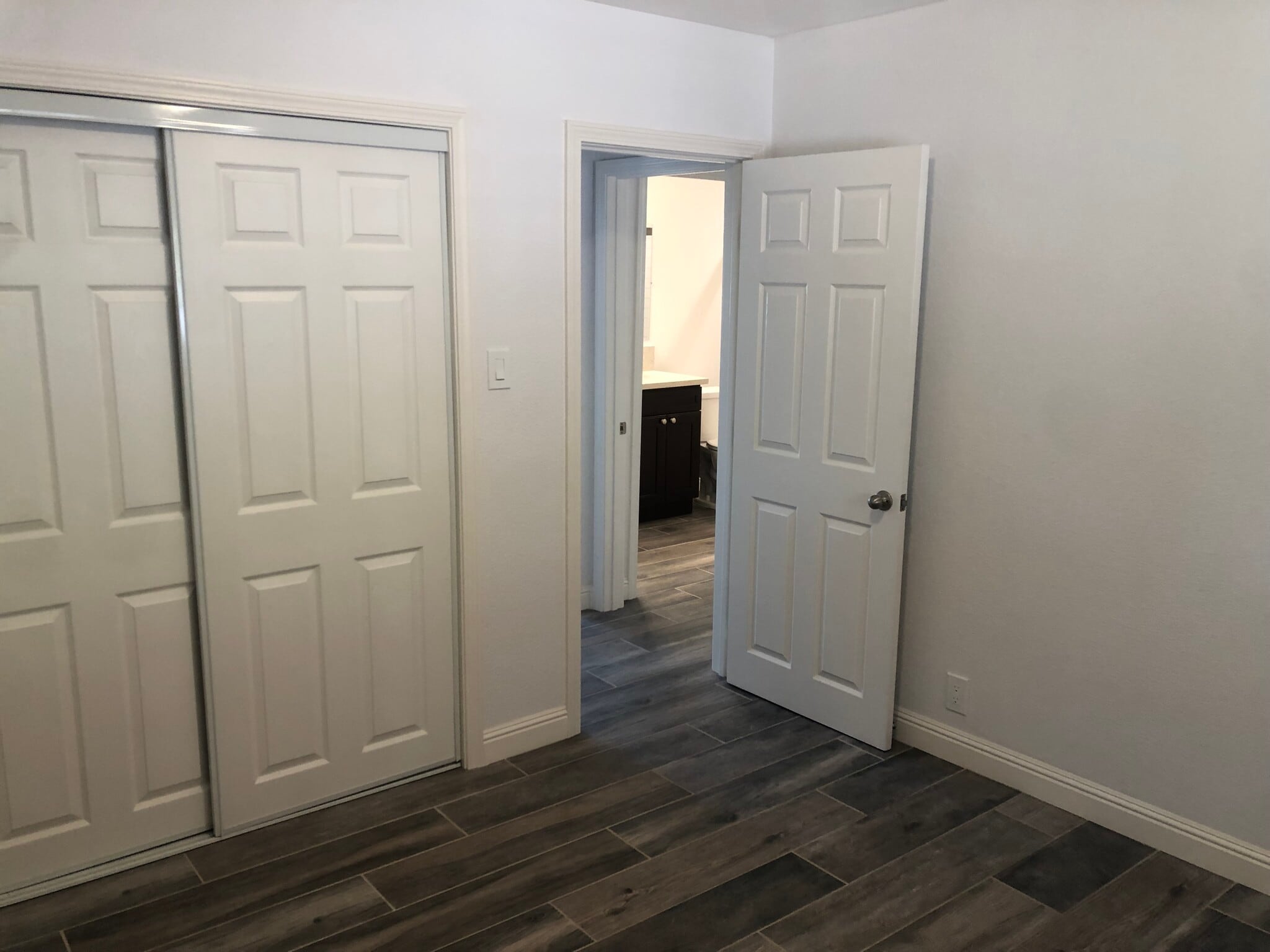 Building Photo - 648 Jefferson Ave