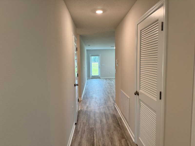 Building Photo - 6365 Firefly Dr