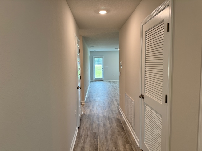 Building Photo - 6365 Firefly Dr