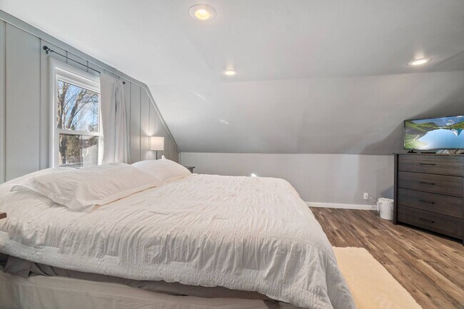 Building Photo - 1446 9th St